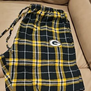 GREEN BAY PACKERS NFL Team Apparel Yellow and Green Plaid Sleepwear